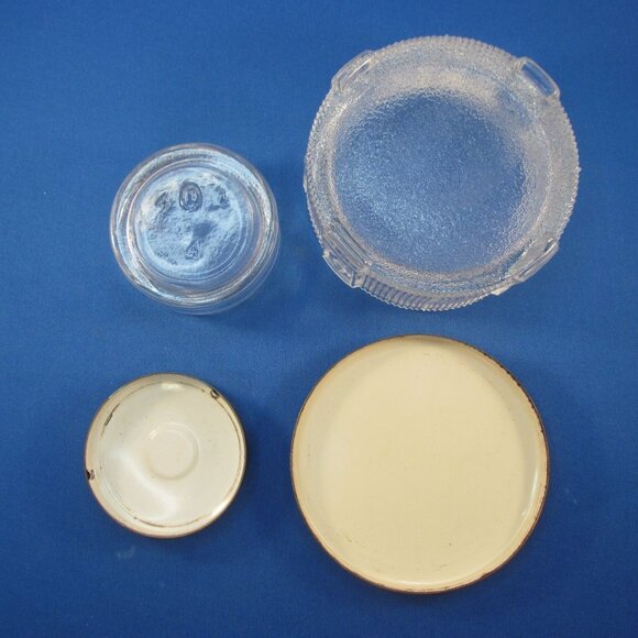 Vintage Ladies Vanity Glass Jar Containers with Embroidered Lids 2 Piece Lot - Picture 11 of 12